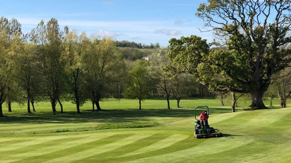 LOUDON GOWF CLUB: 